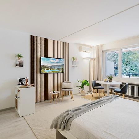 Luganersee, Pool, Strand, Parkplatz, Suite 204 Bissone Extérieur photo