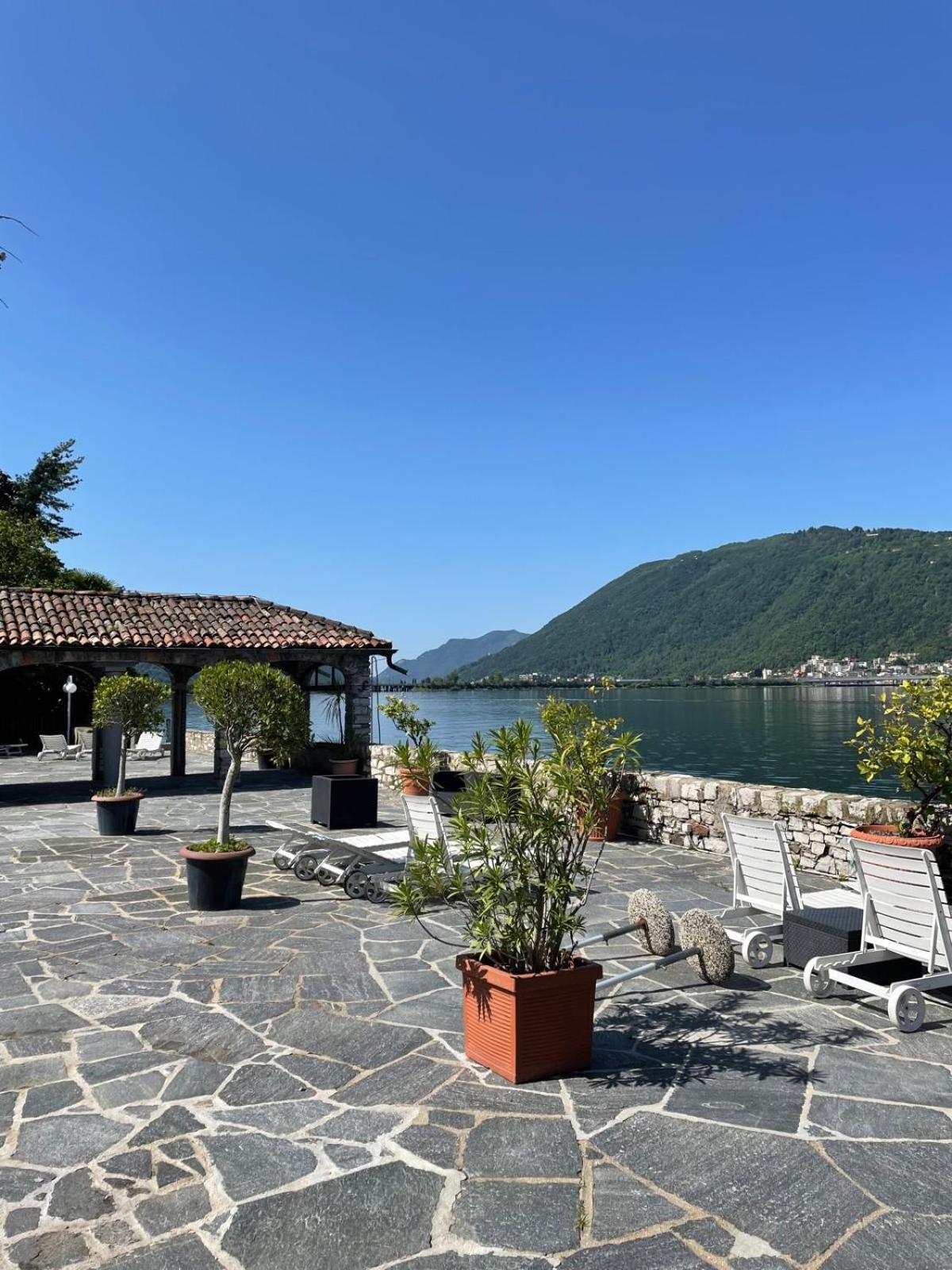 Luganersee, Pool, Strand, Parkplatz, Suite 204 Bissone Extérieur photo